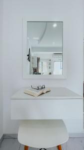 Vithos Seaside Aparthotel - 240