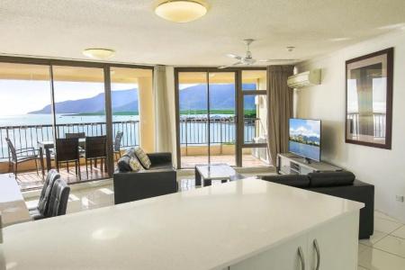 Cairns Aquarius - 72