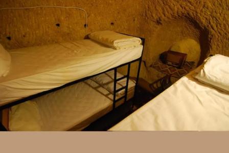 Kamelya Cave Hostel - 21