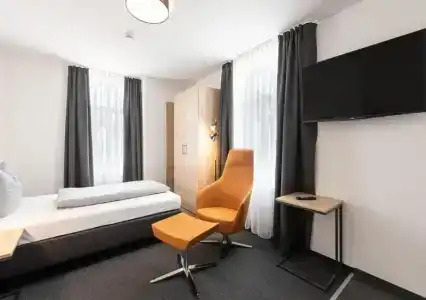 LA serviced - 31