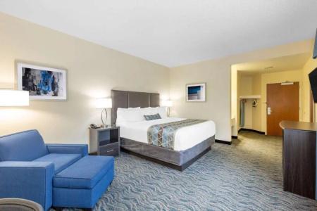 Baymont by Wyndham Airport - 29