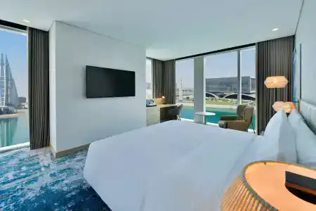 Hilton Garden Inn Bahrain Bay - 6