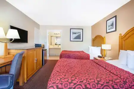 Days Inn by Wyndham Orlando Downtown - 5