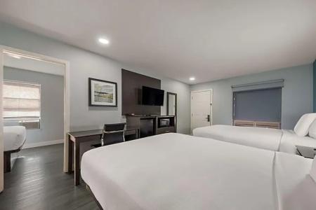 SureStay by Best Western San Antonio Riverwalk - 50