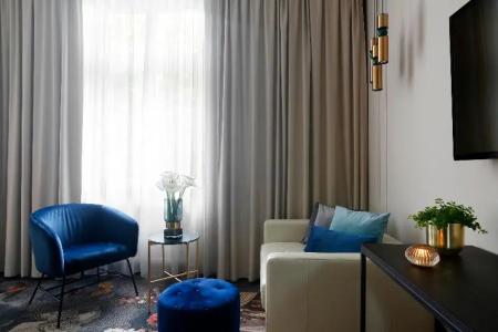 Queen Boutique - 39