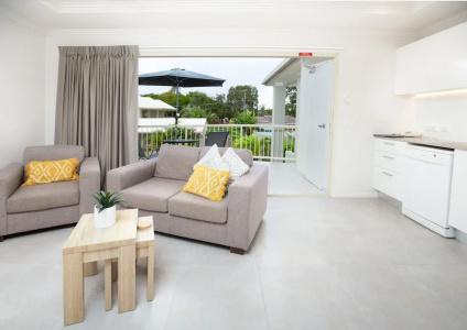 Noosa River Palms - 143