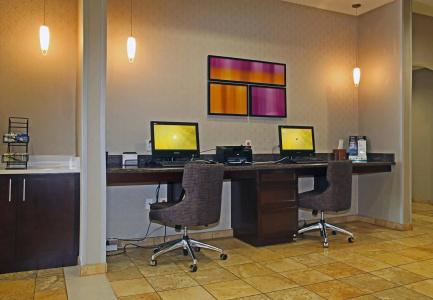 Residence Inn by Marriott - 5