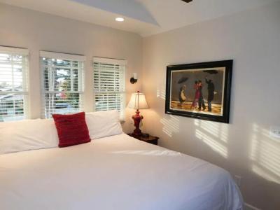 Briarwood Inn - 228