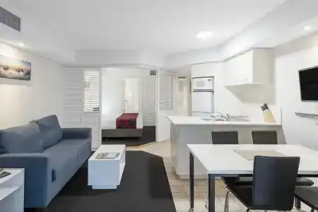 Ramada by Wyndham Golden Beach - 18