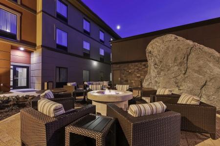 Hampton Inn & Suites - 22
