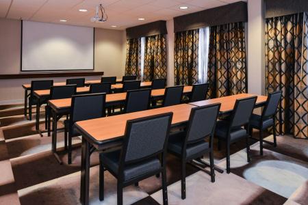Hampton Inn & Suites Denver-Speer Boulevard - 27