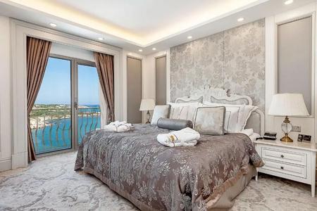 Les Ambassadeurs Ultra Luxury Beachfront Resort & Maldives Villas & Casino & Yacht Marina - 51