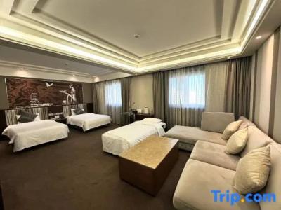 Grand Skylight Catic - 90