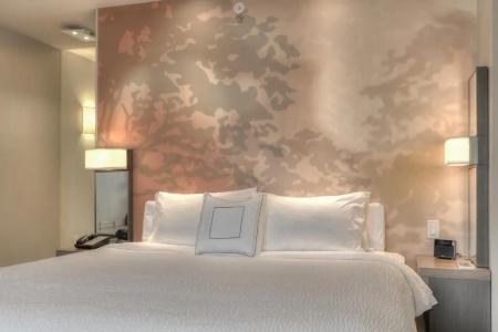 Courtyard by Marriott - 132