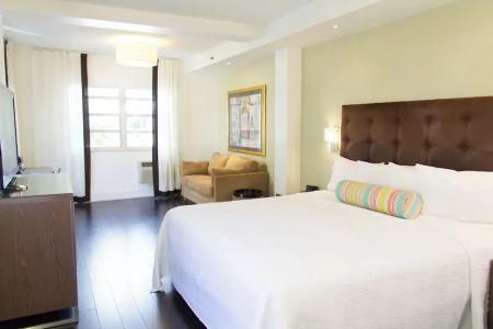 Dorchester & Suites - 42