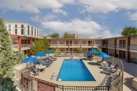 Best Western Plus Clocktower Inn - 16