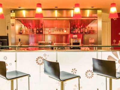ibis Porto Centro São Bento - 16