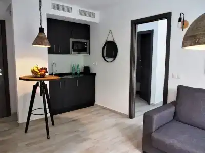 Boutique X - 60