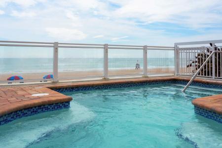 Hilton Garden Inn Oceanfront - 18