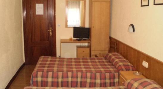 Hilton - 4