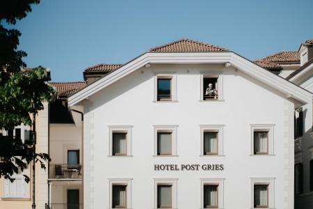 Post Gries - 25
