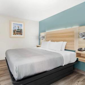 Microtel Inn by Wyndham - 25