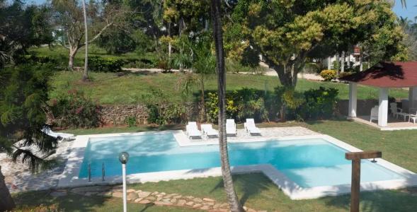 El Pelicano Apart-Hotel - 78