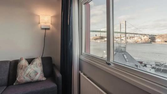 Quality Waterfront - 61