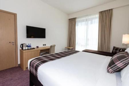 Premier Inn Dubai Dragon Mart - 30