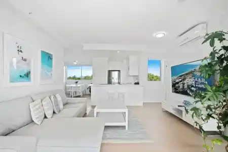 Crystal Bay On The Broadwater - 367