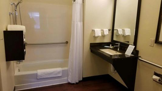 Staybridge Suites at Empire Mall, an IHG - 7