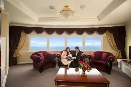 Neu Schloss Otaru - 19
