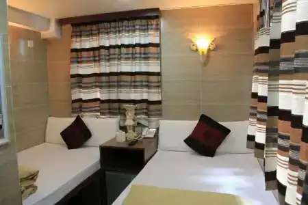 Everest Inn - 18
