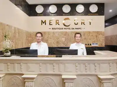 Mercury Boutique - 15
