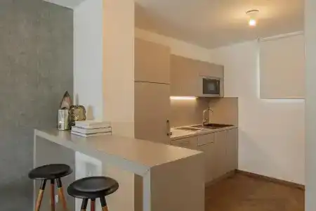 DD Suites Serviced - 116