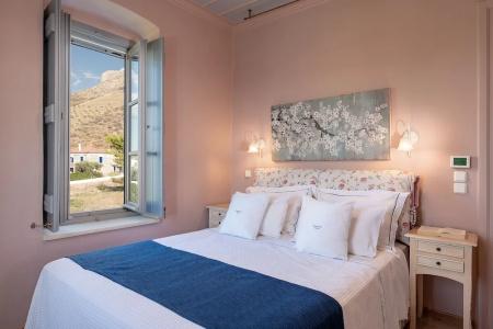 Four Seasons Hydra Luxury Suites - 55