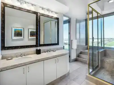 Renaissance Dallas North - 46