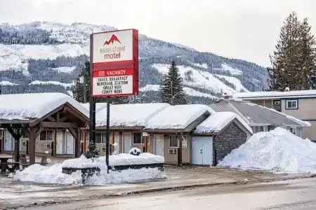 Swiss Chalet - 32