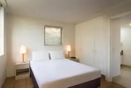 Noosa International - 66