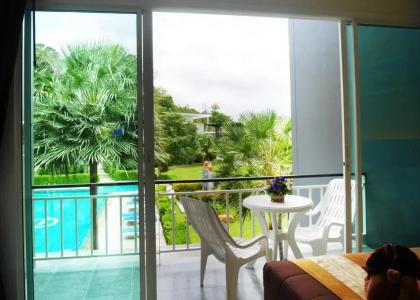 Gypsy Sea View Resort - 33