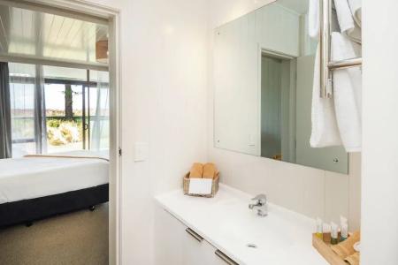 Whispering Sands Beachfront - 25