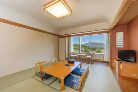 Greenpia Onuma - 56