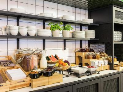 ibis Styles Amsterdam Airport - 41