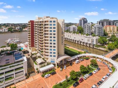 Central Dockside - 21