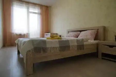 Галущака 15 - 42