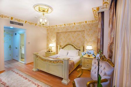 White House Istanbul - 3