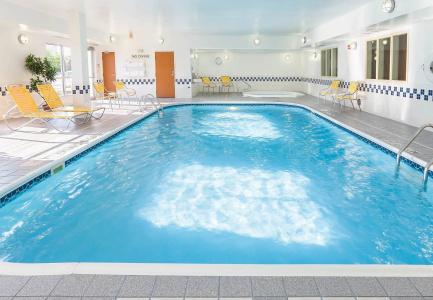 Fairfield Inn & Suites - 9