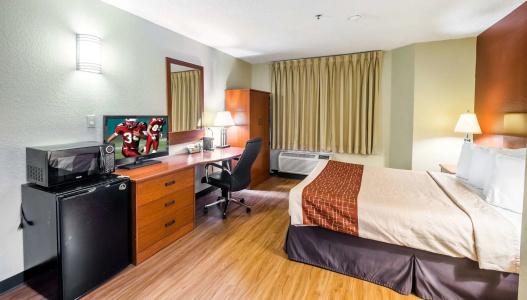 Red Roof Inn Houston - Iah Airport/Jfk Blvd - 5