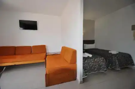 ApartSafari - 68
