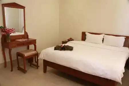 Lux Riverside & Apartment - 98
